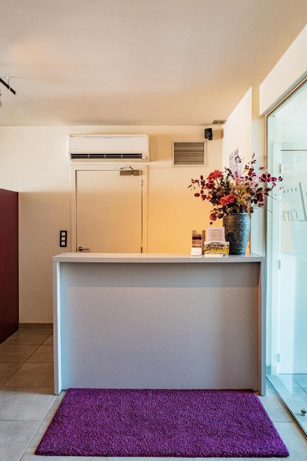 Abalona Hotel & Apartments 덴데르몬데 외부 사진
